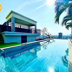 Tokyo Boutique Front Hotel Da Nang